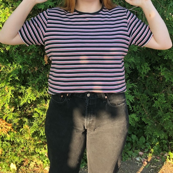 White, red and black stripped t-shirt - Picture 3 of 3